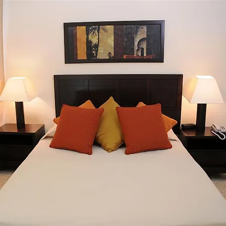 Villa Apollonium Beach Flats And Villas *